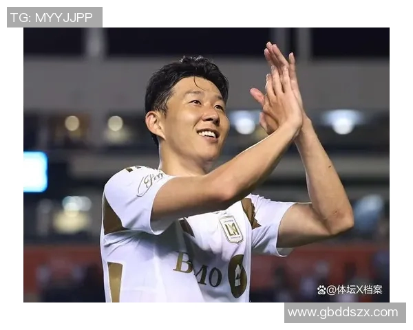 足球明星精彩瞬间汇总图文素材分享,尽览足坛巨星风采与成就 足球明星精彩瞬间汇总图文素材分享,尽览足坛巨星风采与成就